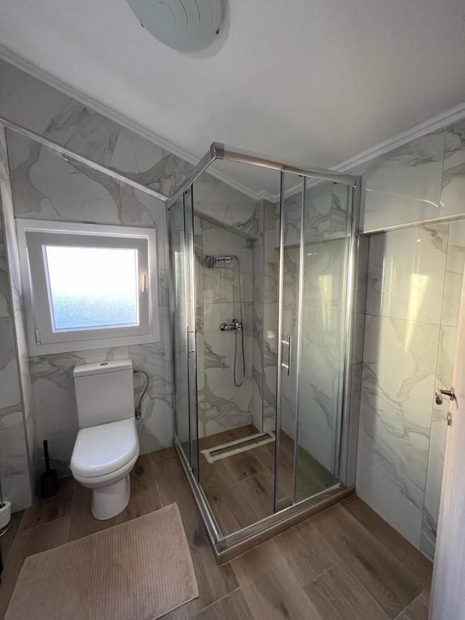 Blue Fish Luxury Villa Nikiti  Zewnętrze zdjęcie